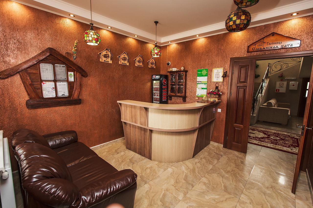 Slavyanskaya Hata Hotel Baranavichy Bagian luar foto